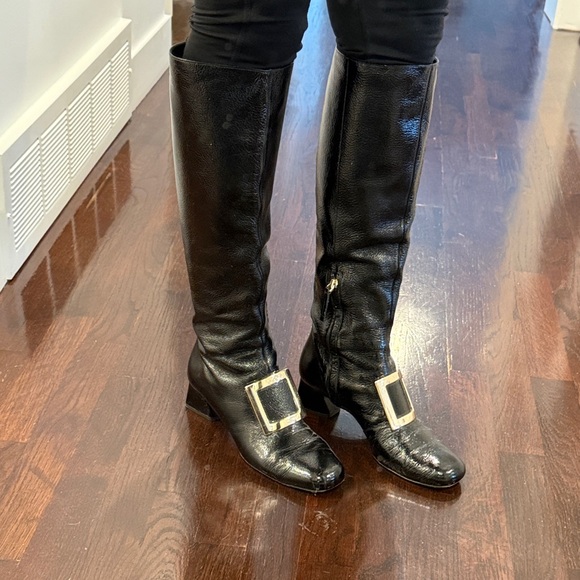 Roger Vivier Shoes - Roger Vivier Patent Leather Boots Size 39